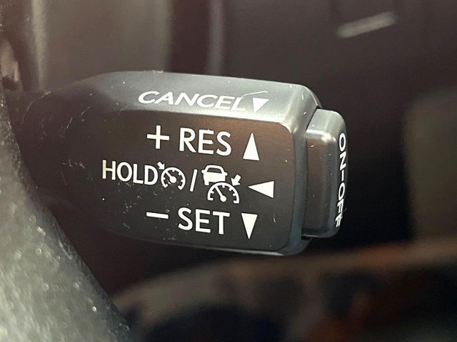 TOYOTA CROWN sedan hybrid 4WD 2017