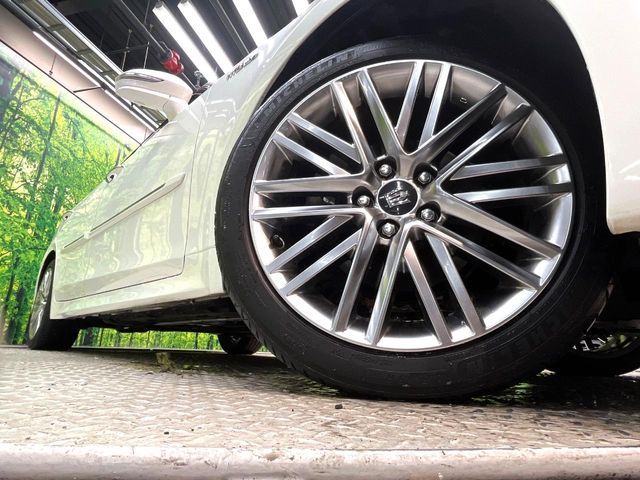 TOYOTA CROWN sedan hybrid 4WD 2017