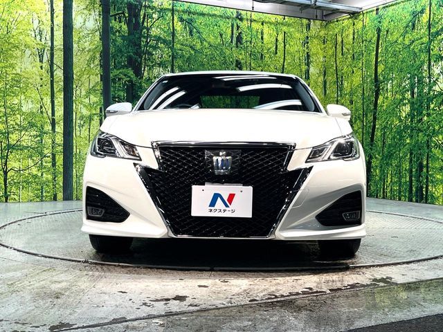 TOYOTA CROWN sedan hybrid 4WD 2017