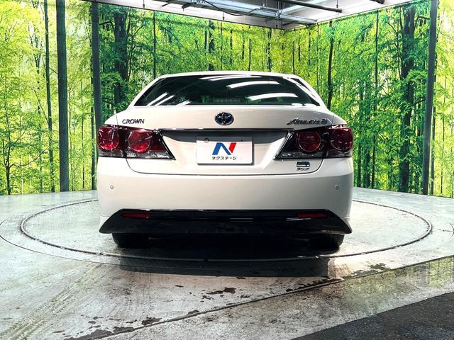 TOYOTA CROWN sedan hybrid 4WD 2017