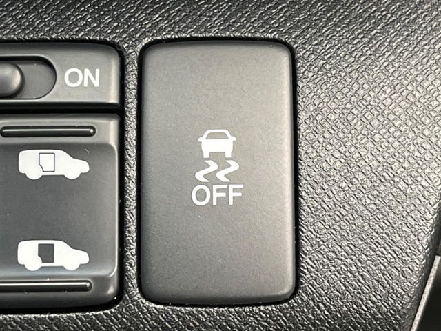 HONDA STEPWAGON SPADA 2009