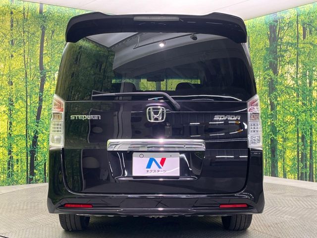 HONDA STEPWAGON SPADA 2009