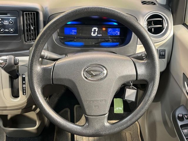 DAIHATSU MIRA e:S 2013