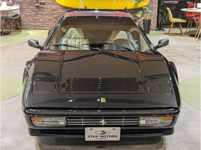 FERRARI FERRARI 328 1988