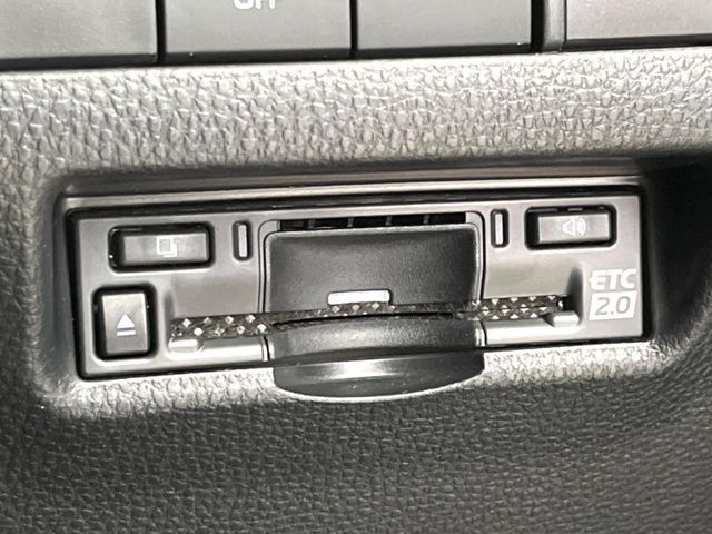 TOYOTA HARRIER 2WD 2024