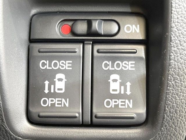 HONDA N BOX CUSTOM 2017