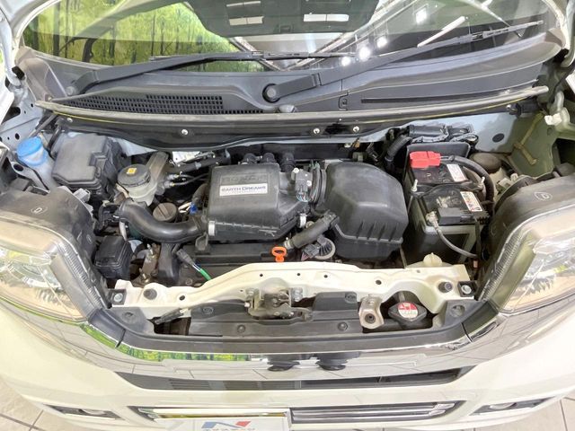 HONDA N BOX CUSTOM 2017