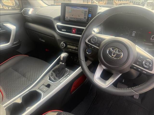 TOYOTA RAIZE HYBRID 2024