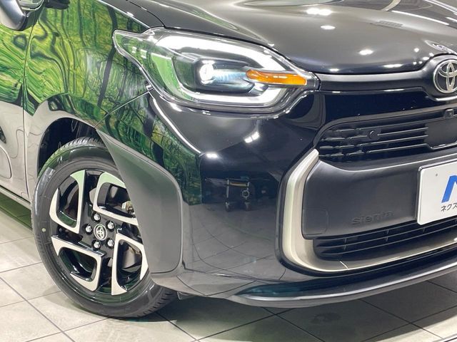 TOYOTA SIENTA HYBRID 2022