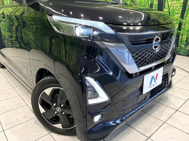 NISSAN ROOX 2020