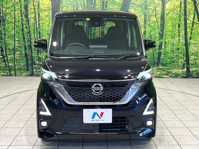 NISSAN ROOX 2020