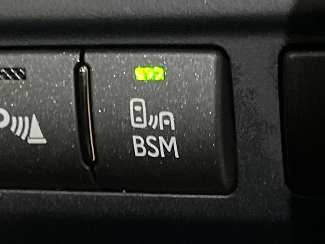 TOYOTA LEXUS LS460 2015