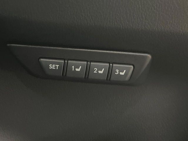 TOYOTA LEXUS NX300h AWD 2019