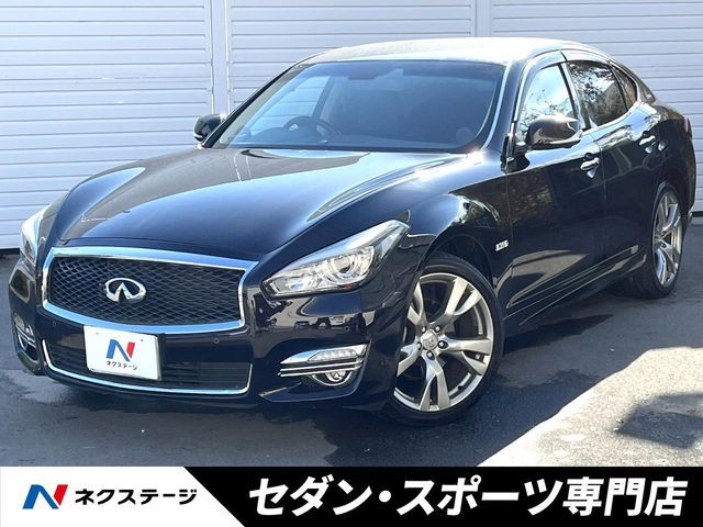 NISSAN FUGA HYBRID 2018