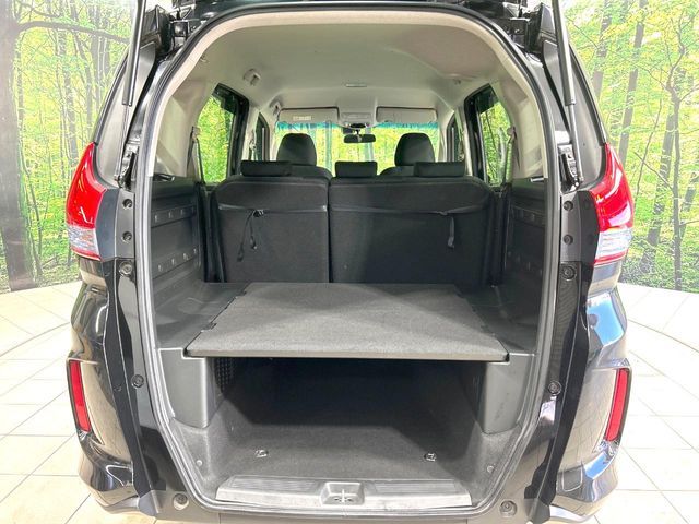 HONDA FREED plus HYBRID 2016