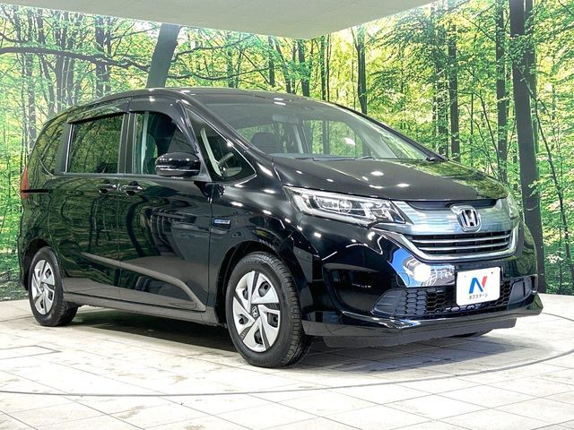 HONDA FREED plus HYBRID 2016