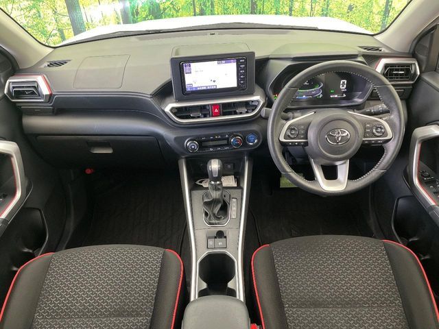 TOYOTA RAIZE HYBRID 2022