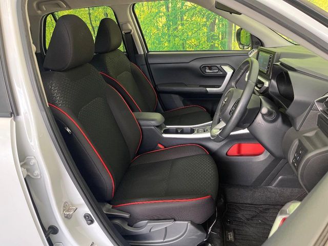 TOYOTA RAIZE HYBRID 2022