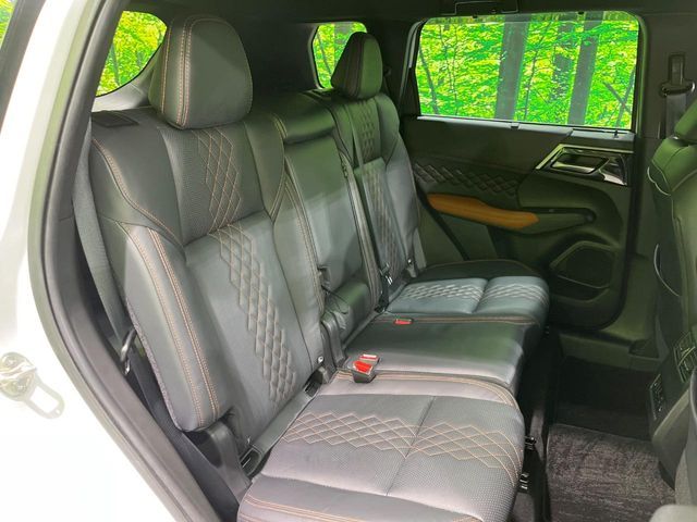 MITSUBISHI OUTLANDER PHEV 2022