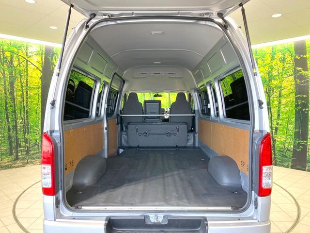 TOYOTA HIACE van 2WD 2014