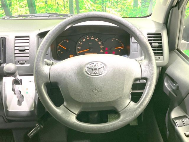 TOYOTA HIACE van 2WD 2014