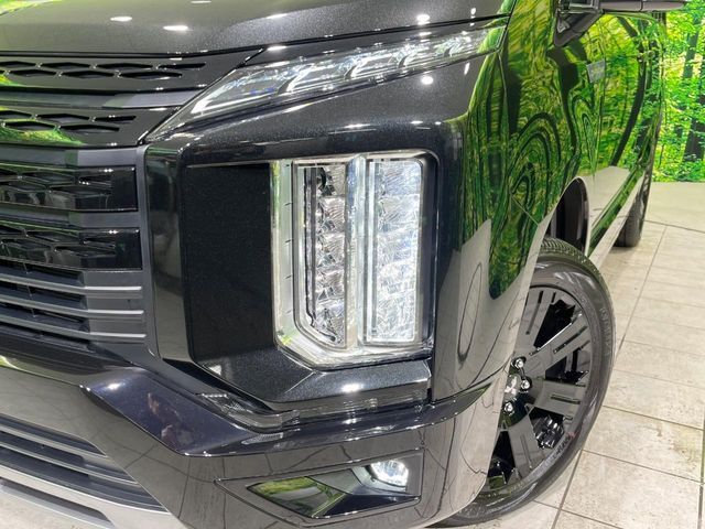 MITSUBISHI DELICA D:5 4WD 2025