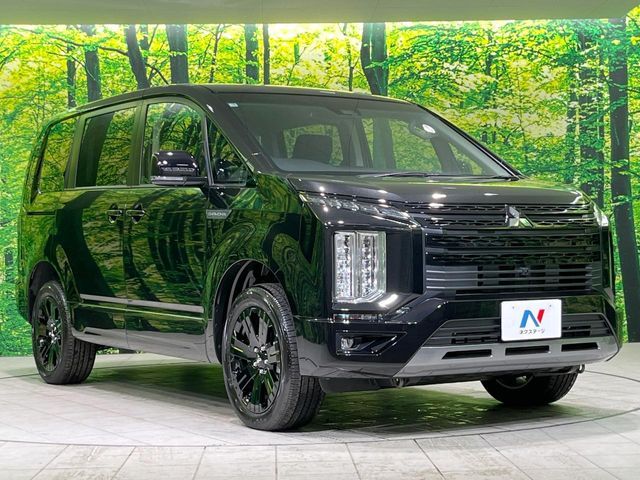 MITSUBISHI DELICA D:5 4WD 2025