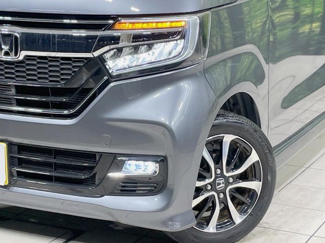 HONDA N BOX CUSTOM 2018