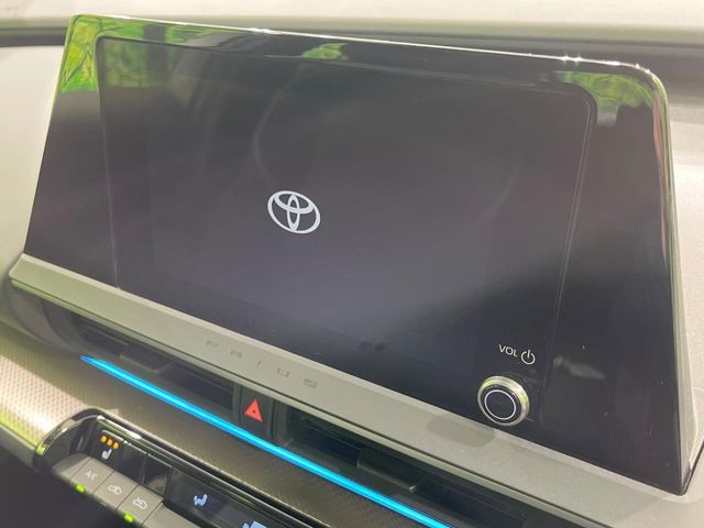 TOYOTA PRIUS 4WD 2023