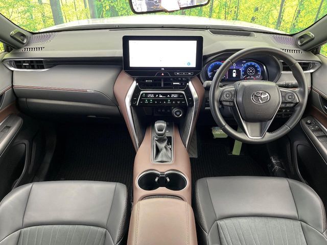 TOYOTA HARRIER 2WD 2024