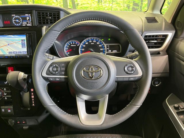 TOYOTA ROOMY 2024
