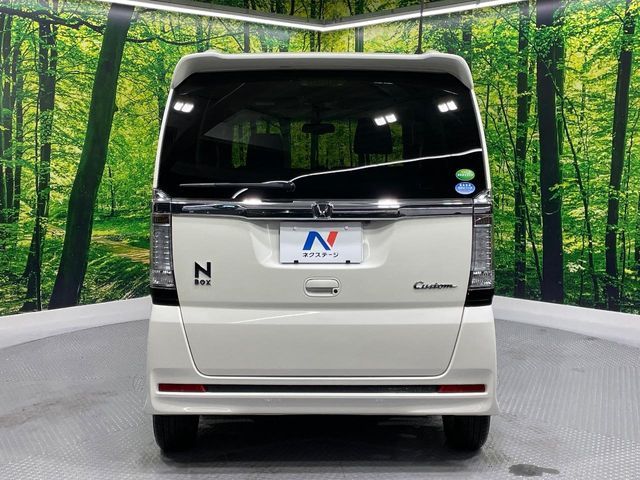 HONDA N BOX CUSTOM 2017