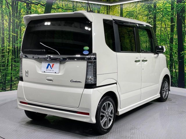 HONDA N BOX CUSTOM 2017