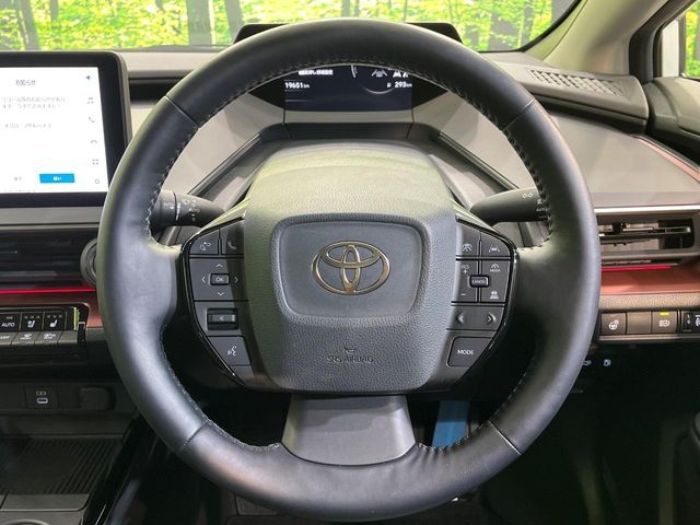 TOYOTA PRIUS 2023