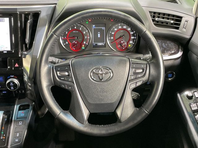 TOYOTA VELLFIRE 2019