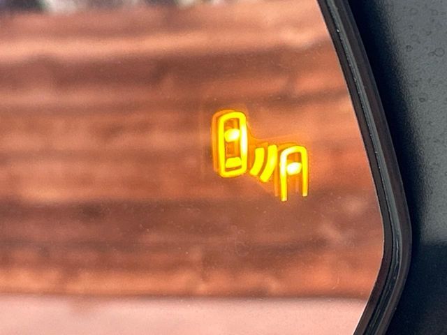 TOYOTA RAV4 4WD 2025