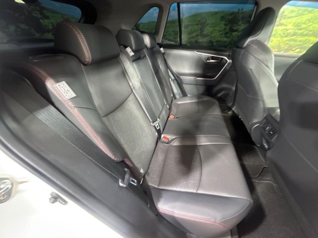 TOYOTA RAV4 4WD 2025