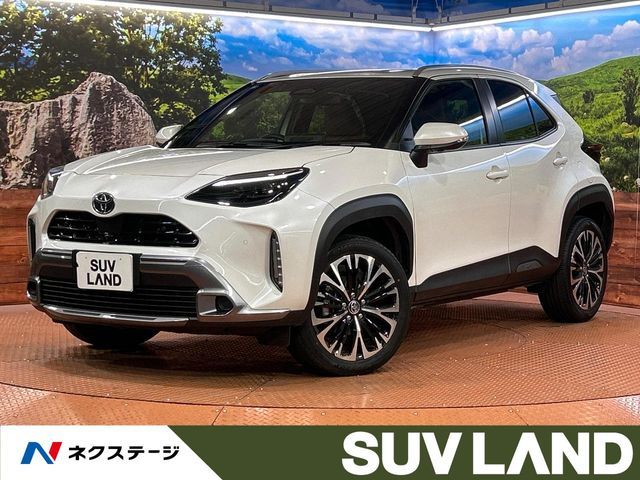 TOYOTA YARIS CROSS 2025