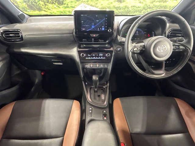 TOYOTA YARIS CROSS 2025