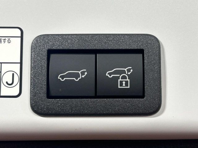 TOYOTA YARIS CROSS 2025