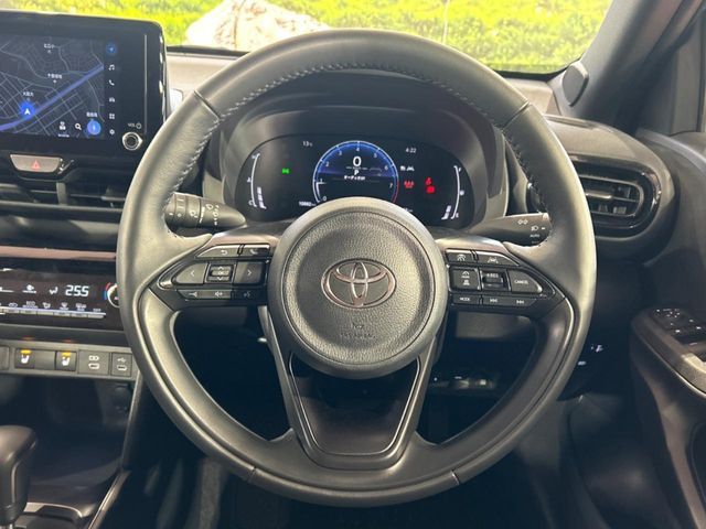 TOYOTA YARIS CROSS 2025