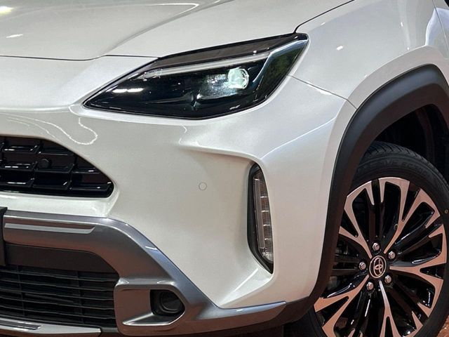 TOYOTA YARIS CROSS 2025