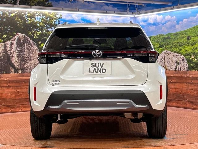 TOYOTA YARIS CROSS 2025