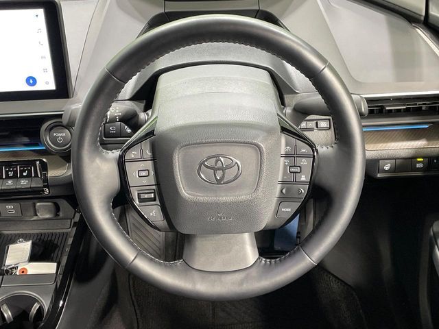 TOYOTA PRIUS 2024