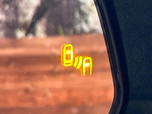 TOYOTA RAV4 4WD 2025