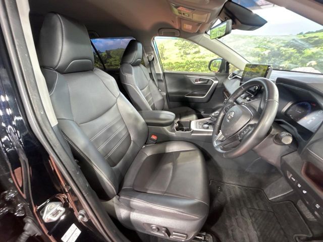 TOYOTA RAV4 4WD 2025