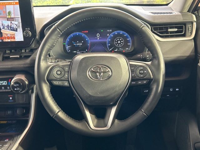 TOYOTA RAV4 4WD 2025