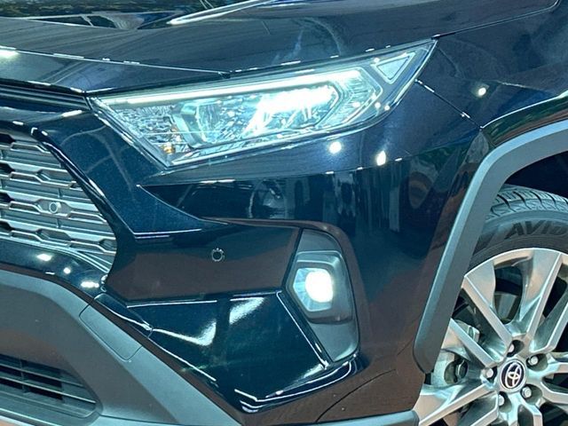 TOYOTA RAV4 4WD 2025