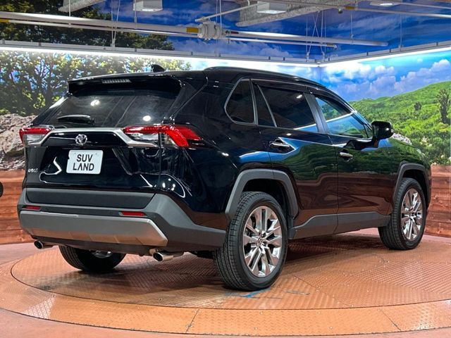 TOYOTA RAV4 4WD 2025