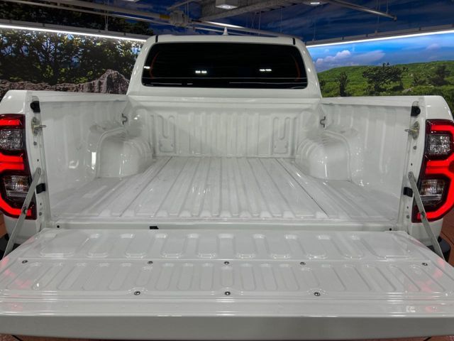 TOYOTA HILUX 4WD 2023